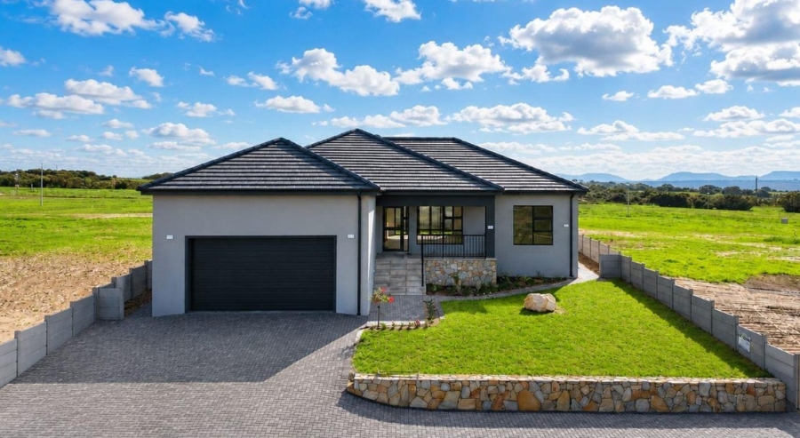 3 Bedroom Property for Sale in Stilbaai Wes Western Cape